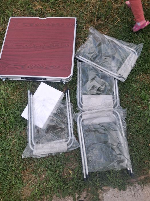Стіл складний + 4 стільці