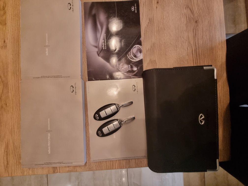 Infinity FX50 S Premium.Mały przebieg.Tylna oś skrętna!!!