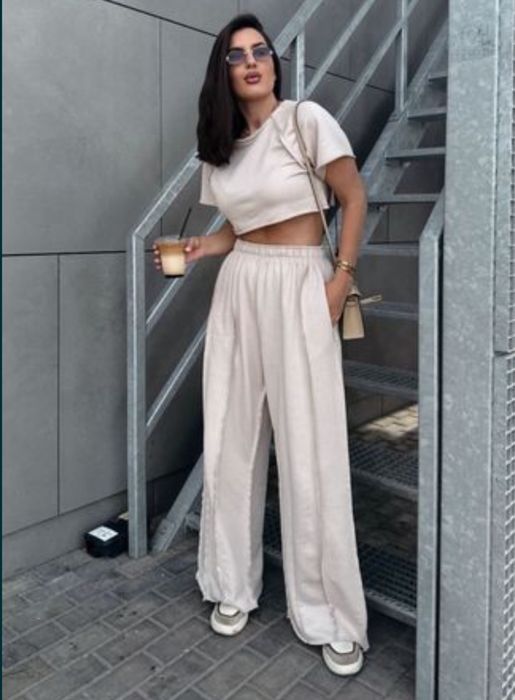 Костюм жіночий штани палаццо та топ