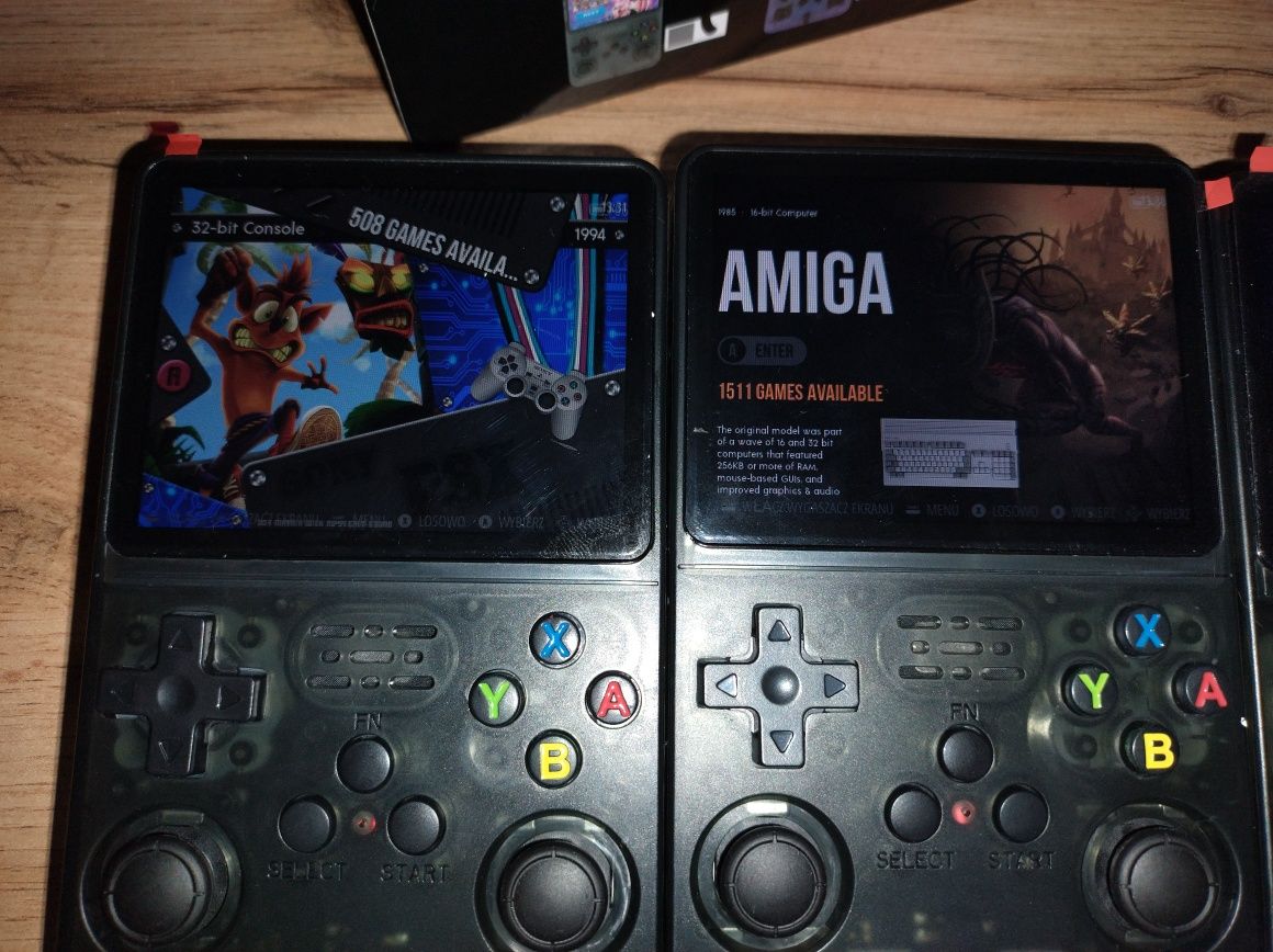 Konsolka Data Frog r36s przenosna jak Anbernic retrostation Amiga Comm