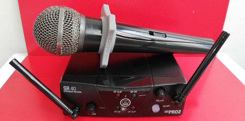 Ресивер AKG SR 40 Mini MiniPRO база 2 частоты 864,375 MHz 864.850 MHz
