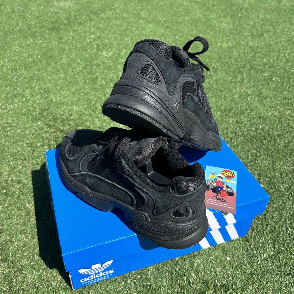 Дитячі кросівки Adidas Yung-1 retropy ozweego falcon ozelle oztral zx