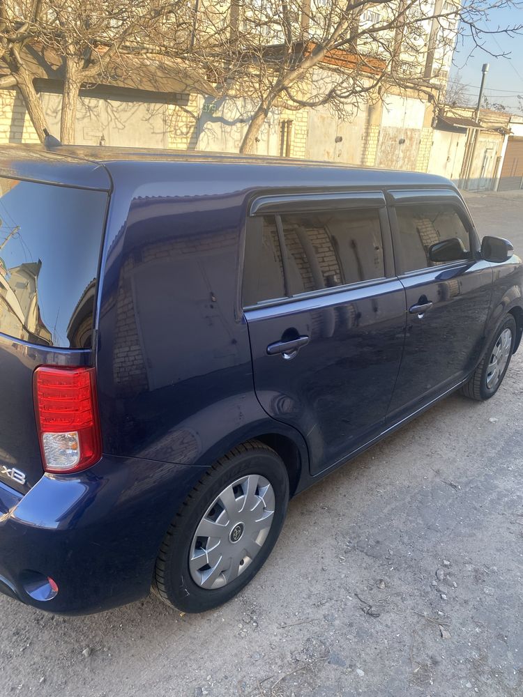 Продам Toyota scion xb