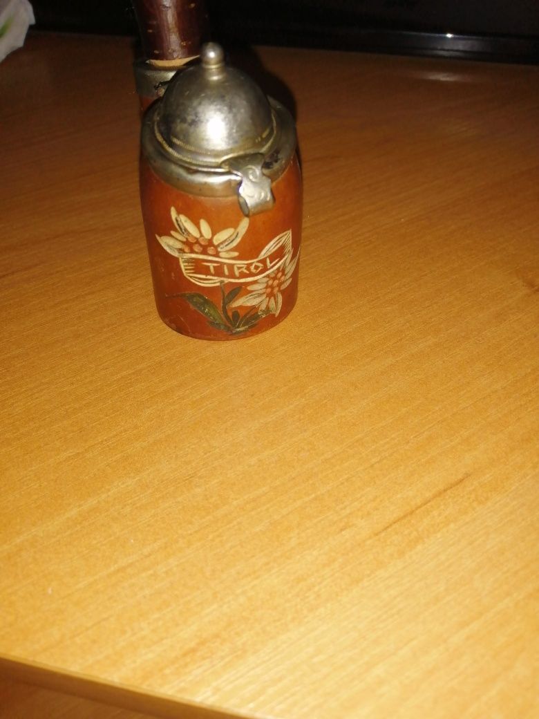 Fajka. Stara. Fajka stara.