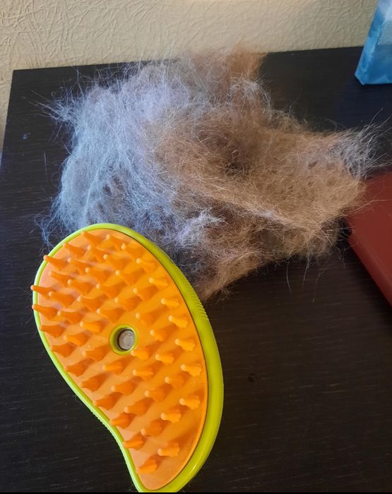 Паровая расческа с эсенсией  для домашнего груминга котов и собак