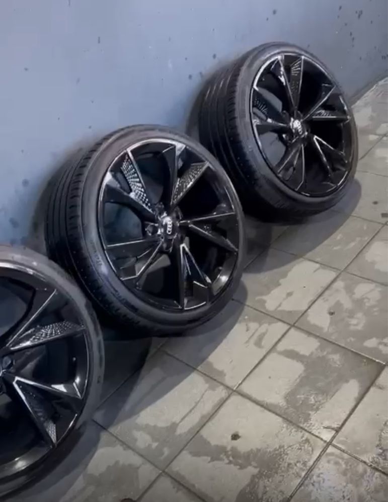 Audi B7 rebaixada e com jantes 19