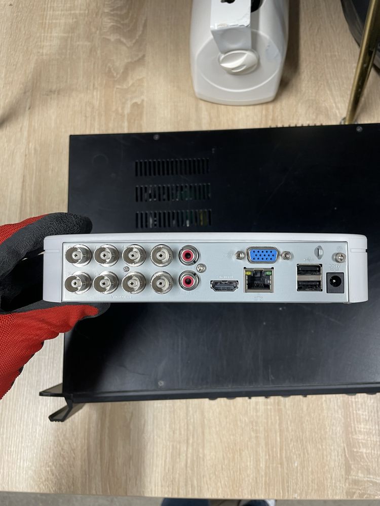Відеореєстратор DH - XVR5108C