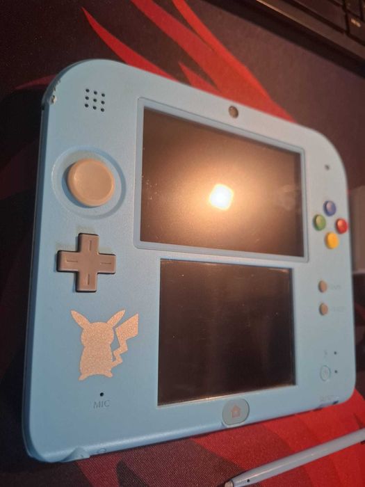 Nintendo 2ds Edição Pokémon modificada 64 GB