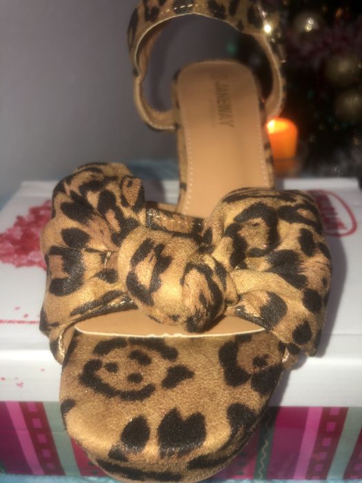 Sandalia Leopardo
