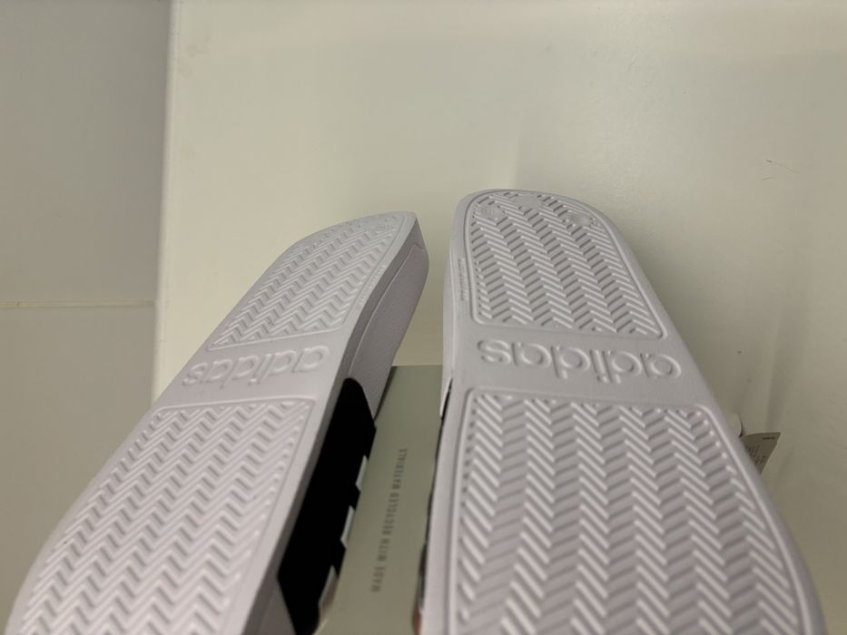 Klapki adidas oryginal 42/44 new