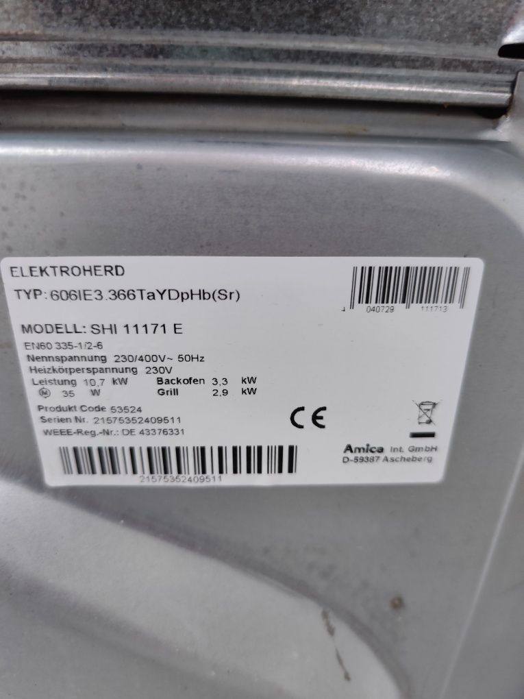 Płyta indukcyjna z piekarnikiem elektrycznym