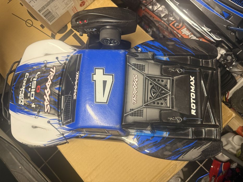 Traxxas slash + extras