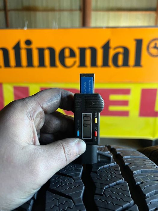 Шини 215/65 r16c Continental VanContactWinter 2019р (258)