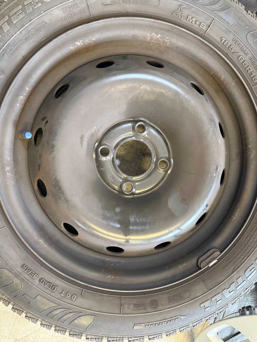 Koła zimowe Nissan Micra V Fulda 185/65/15 + czujniki + kołpaki