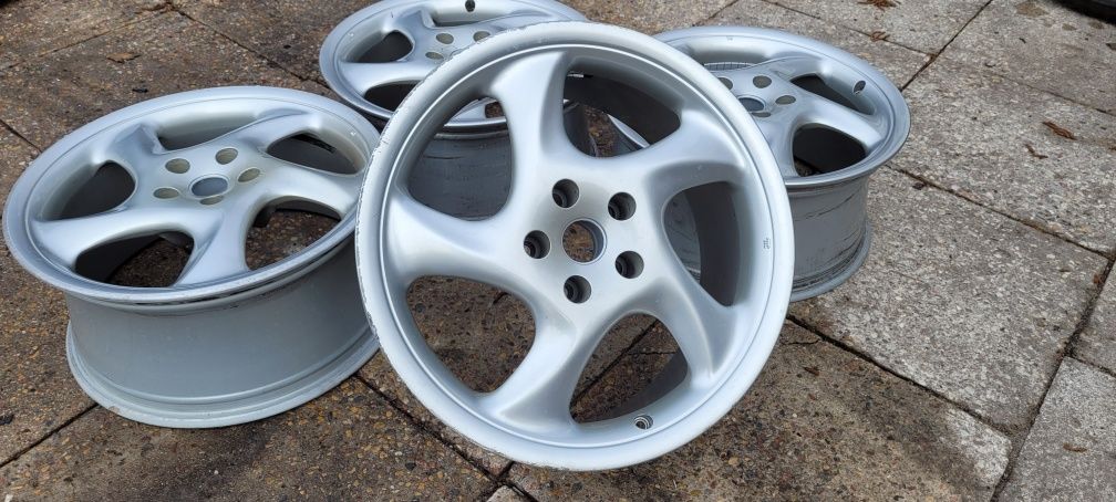 RH Turbo 18" 5x112 Audi Volkswagen Seat Skoda Porsche design