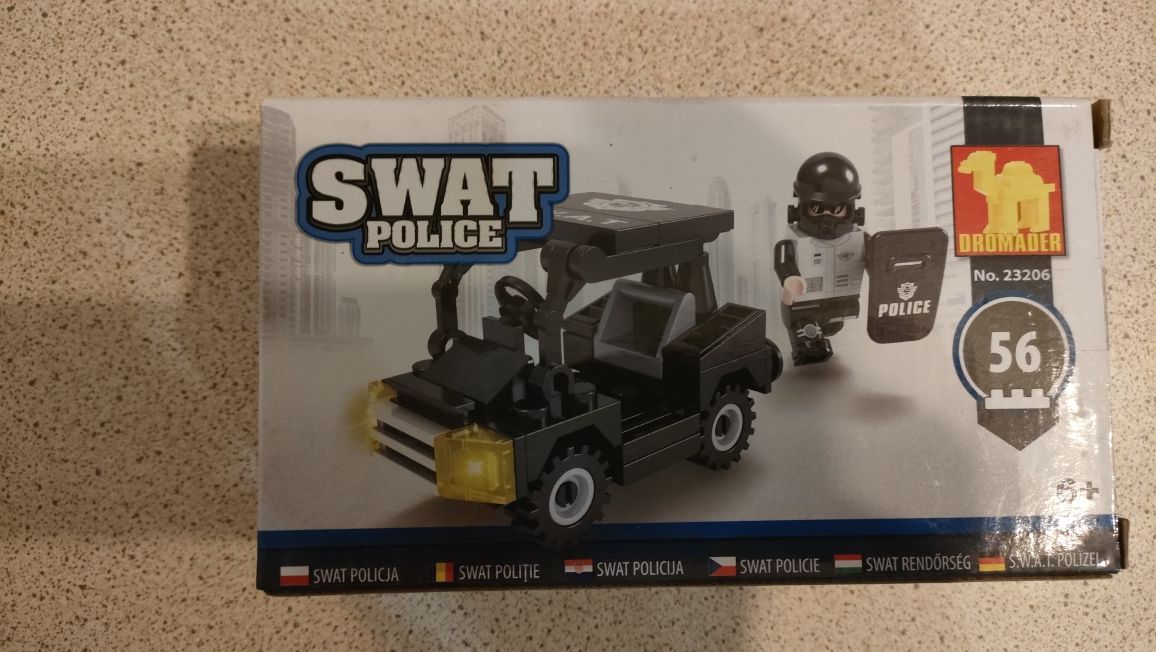 Klocki LEGO dromader SWAT police