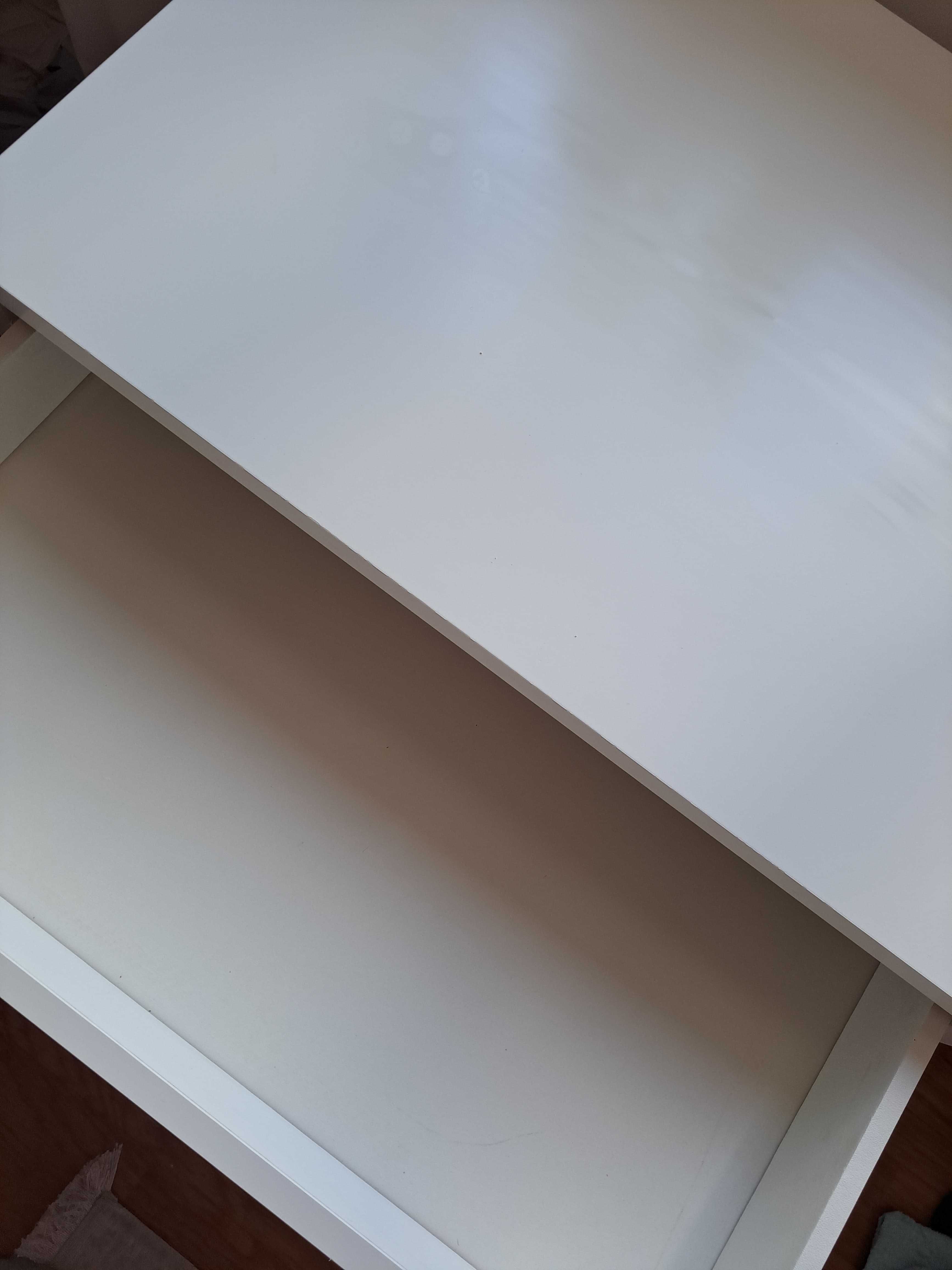 Secretária branca Ikea