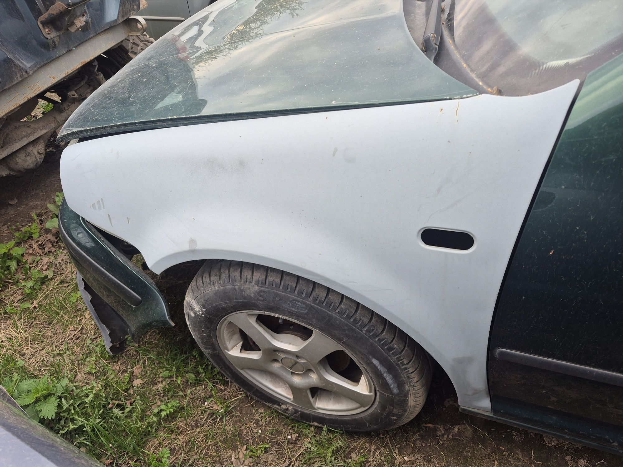 Części vw golf iv silnik skrzynia 1.4 1.6 1.9 tdi  drzwi zderzak