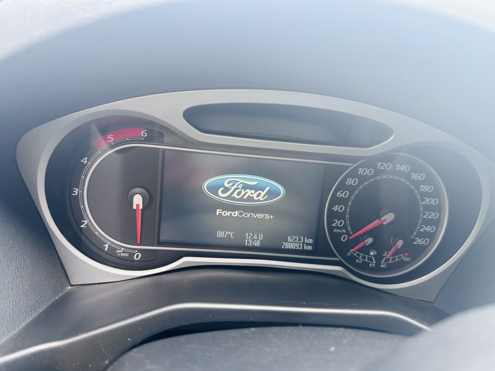 Ford mondeo mk4 titanium