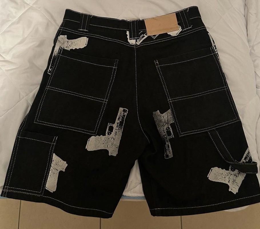 Продам шорти sort company glocks