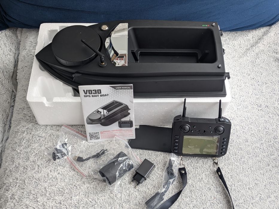 ŁÓDKA  ZANĘTOWA V030 Z GPS | Zasięg 800 m | Akumulator 12V