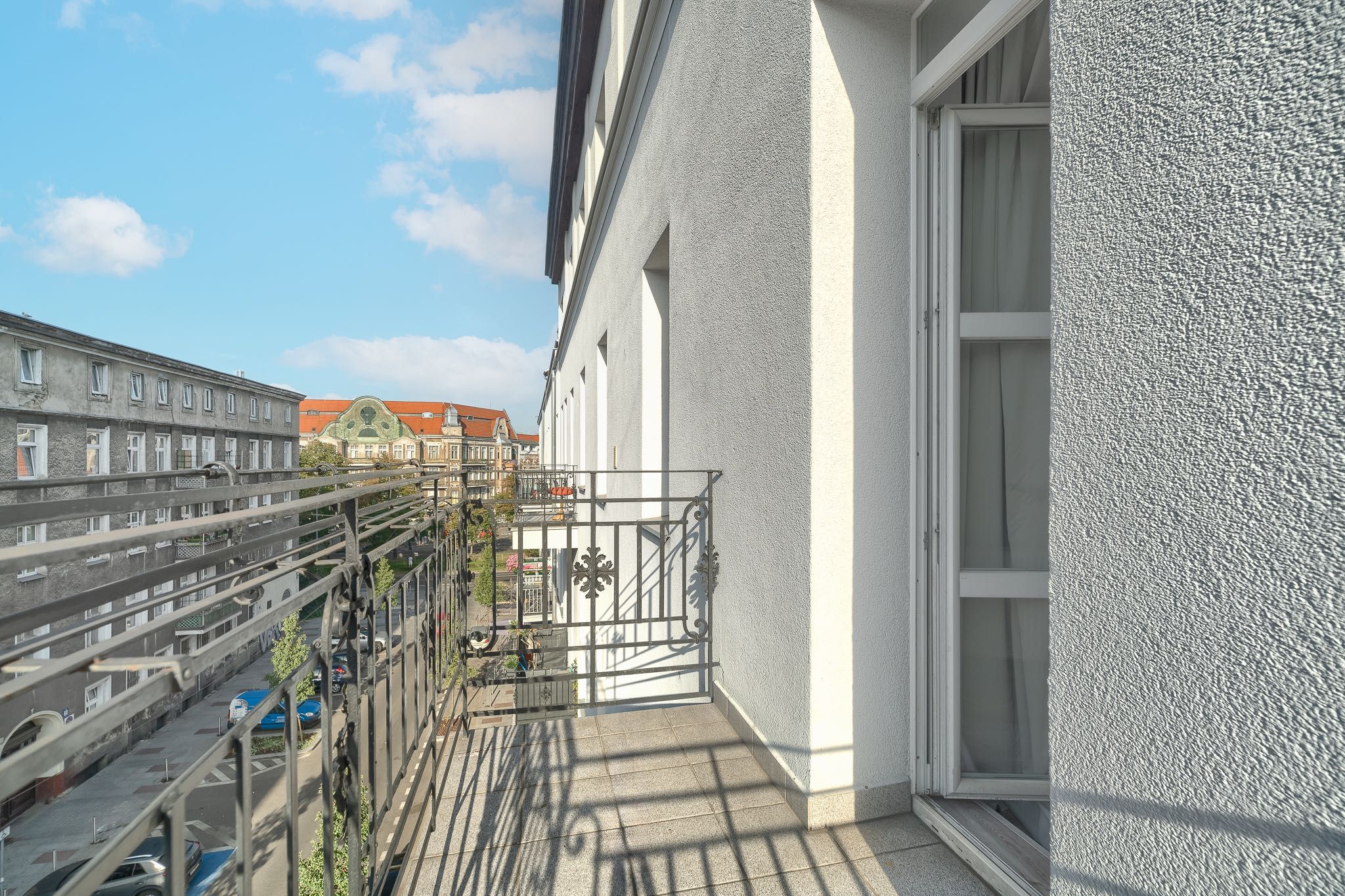 Duży pokój z balkonem w mieszkaniu damskim, Małkowskiego 14, Centrum