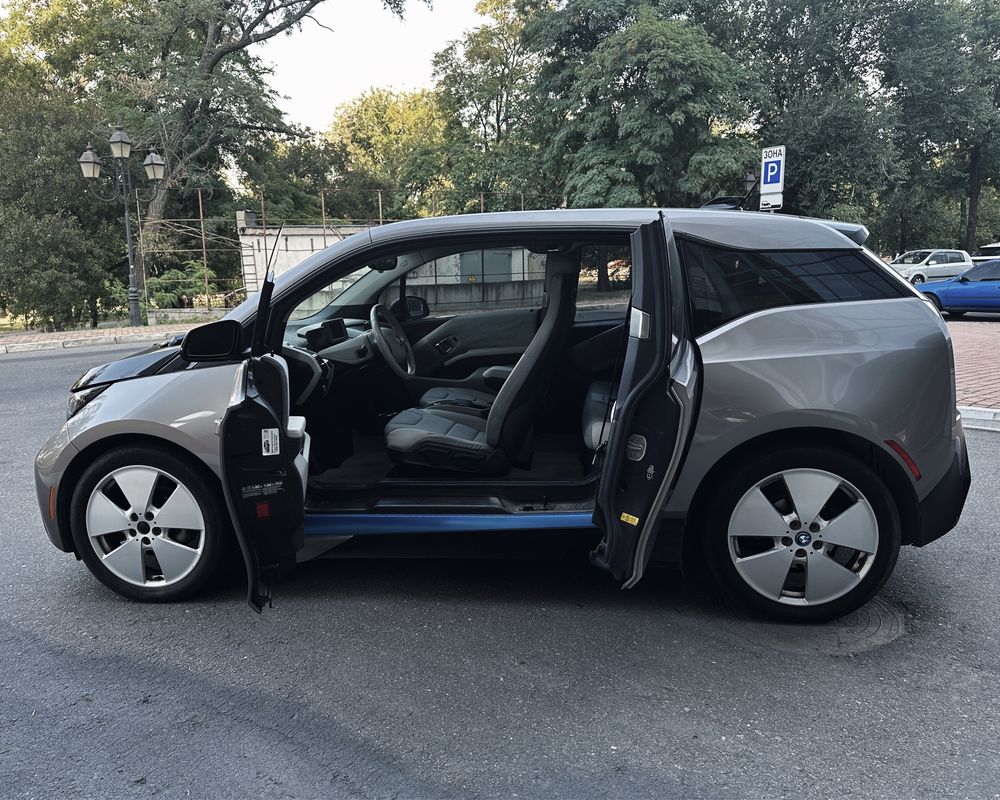 2014 BMW I3 не бита