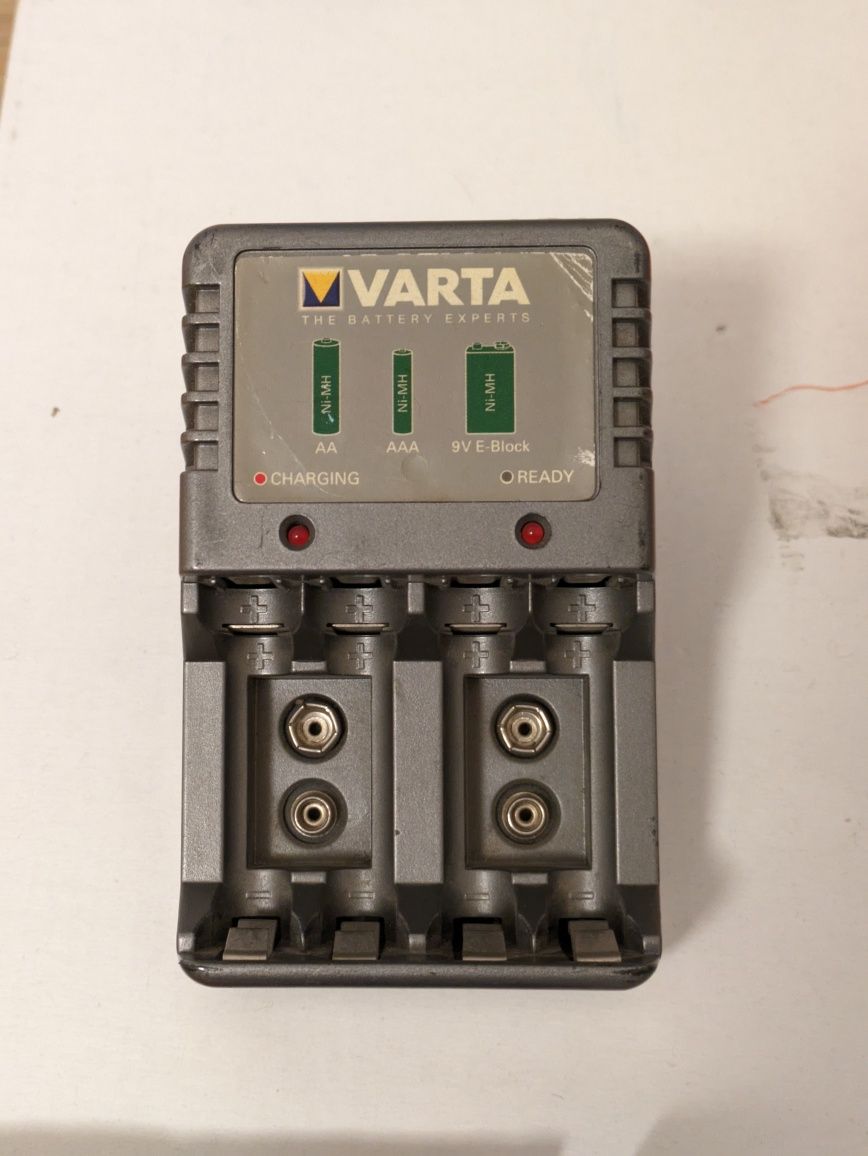 Зарядне Varta 57039