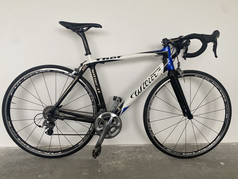Rower szosowy Wilier Thor – full carbon, rozmiar 52