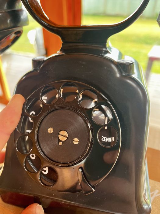 Antigo telefone Zenith