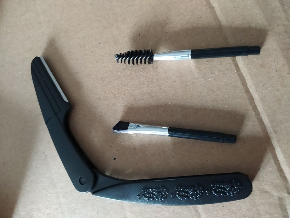 Conjunto para sobrancelhas NOVO