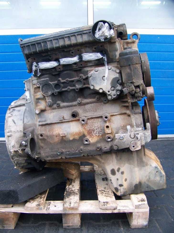 Двигун Mercedes Atego 904922 OM904 4.2TDI 152 к.с.