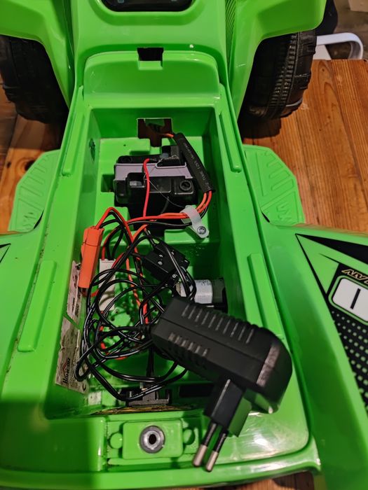 Mota Homcom com farois!