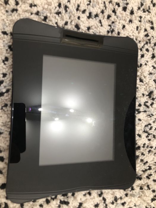 Moldura digital em otimo estado