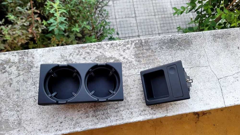 Porta copos e moedas E46