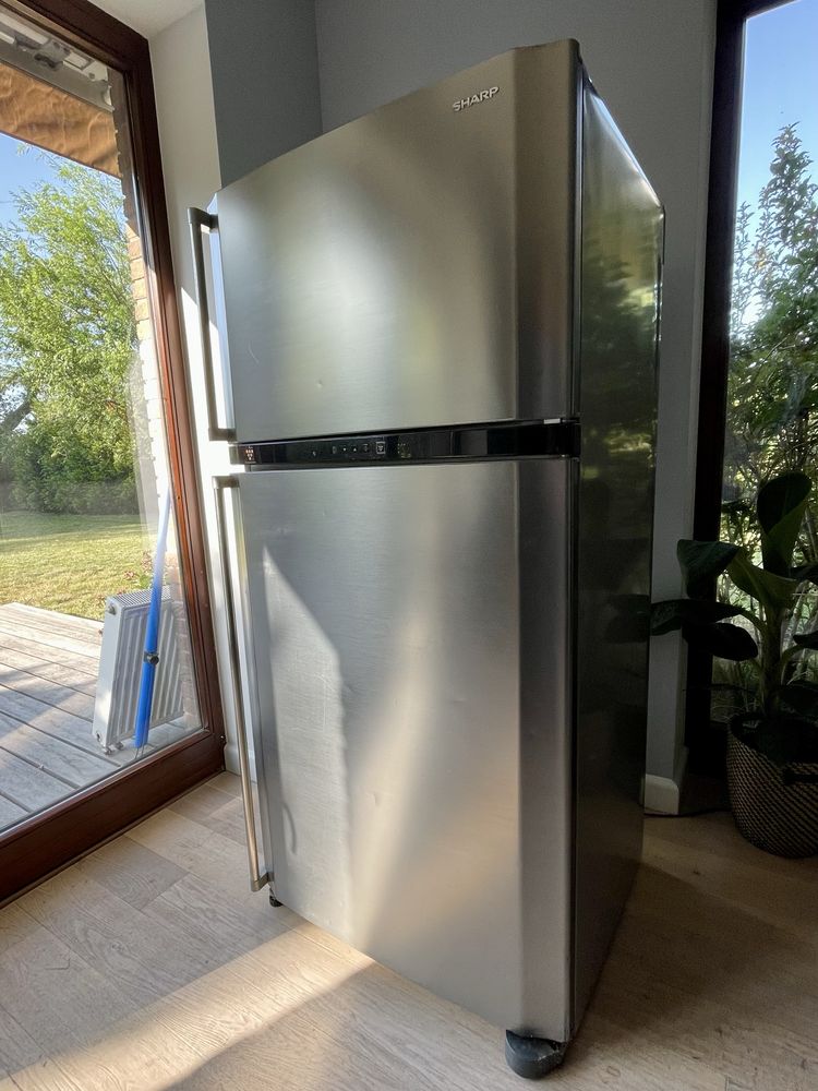 Lodówka Sharp SJ-PT640R, duża, 494 l