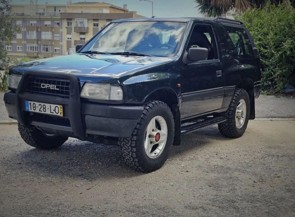 Opel Frontera 2.5 tds sport
