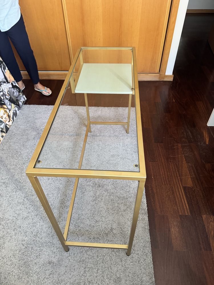 Mesa de vidro ikea