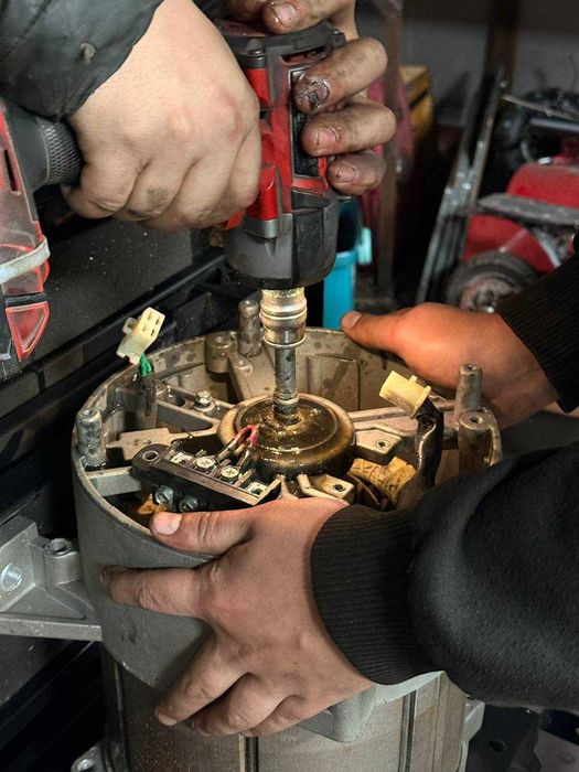 Ремонт бензинових та дизельних генераторів | Виїзд. Гарантія.