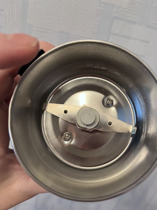 Продам кофемолку