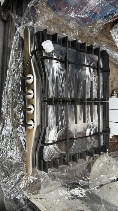 Газовая поверхность Zanussi 4х комфорочная