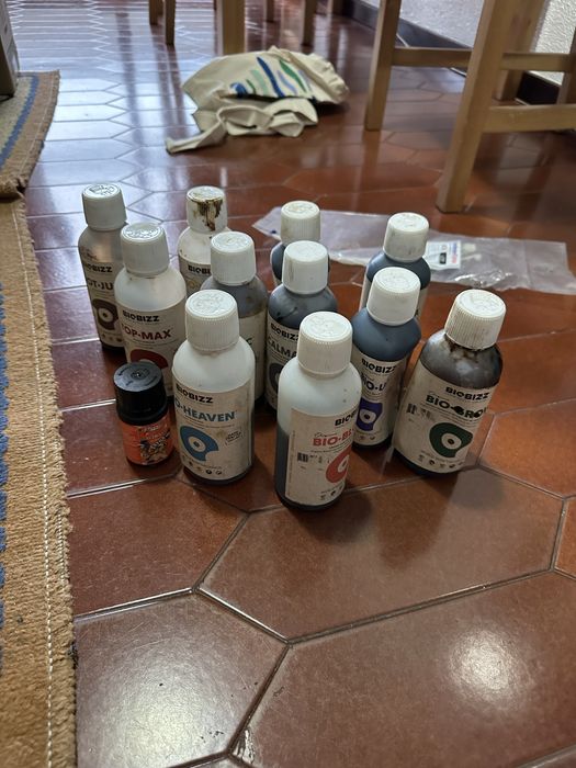 Tenda de cultivo + todos acessórios + fertilizantes