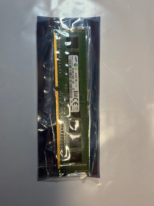 Нова оперативна памʼять Samsung DDR3 4GB, 1600MHz, PC3-12800U 11-12-41