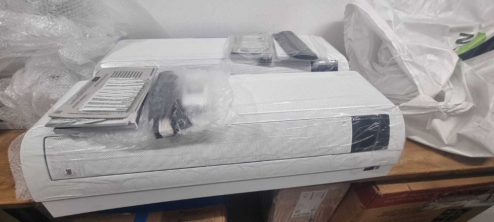 Samsung Indoor Air Conditioner Unit AR09TXEAAWKN64172212102018121