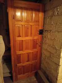 Drzwi drewniane -lewe