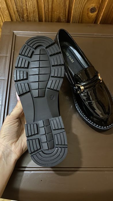 DeeZee лофери жіночі лакові