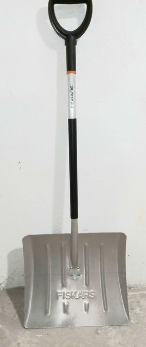 *** ŁOPATA FISKARS do odśnieżania śniegu, piasku itp *** SUPER OKAZJA