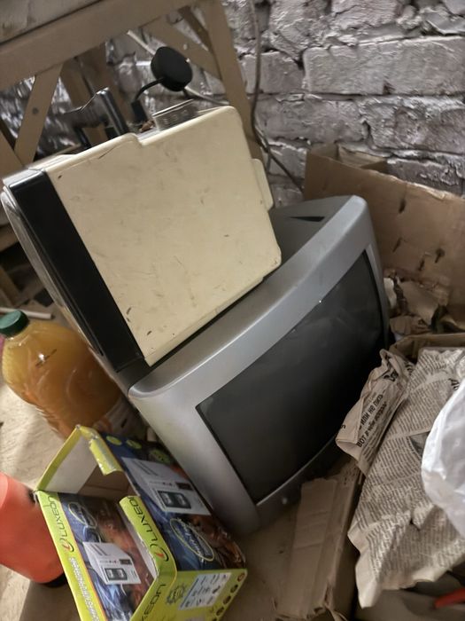 Продам за вашу ціну .