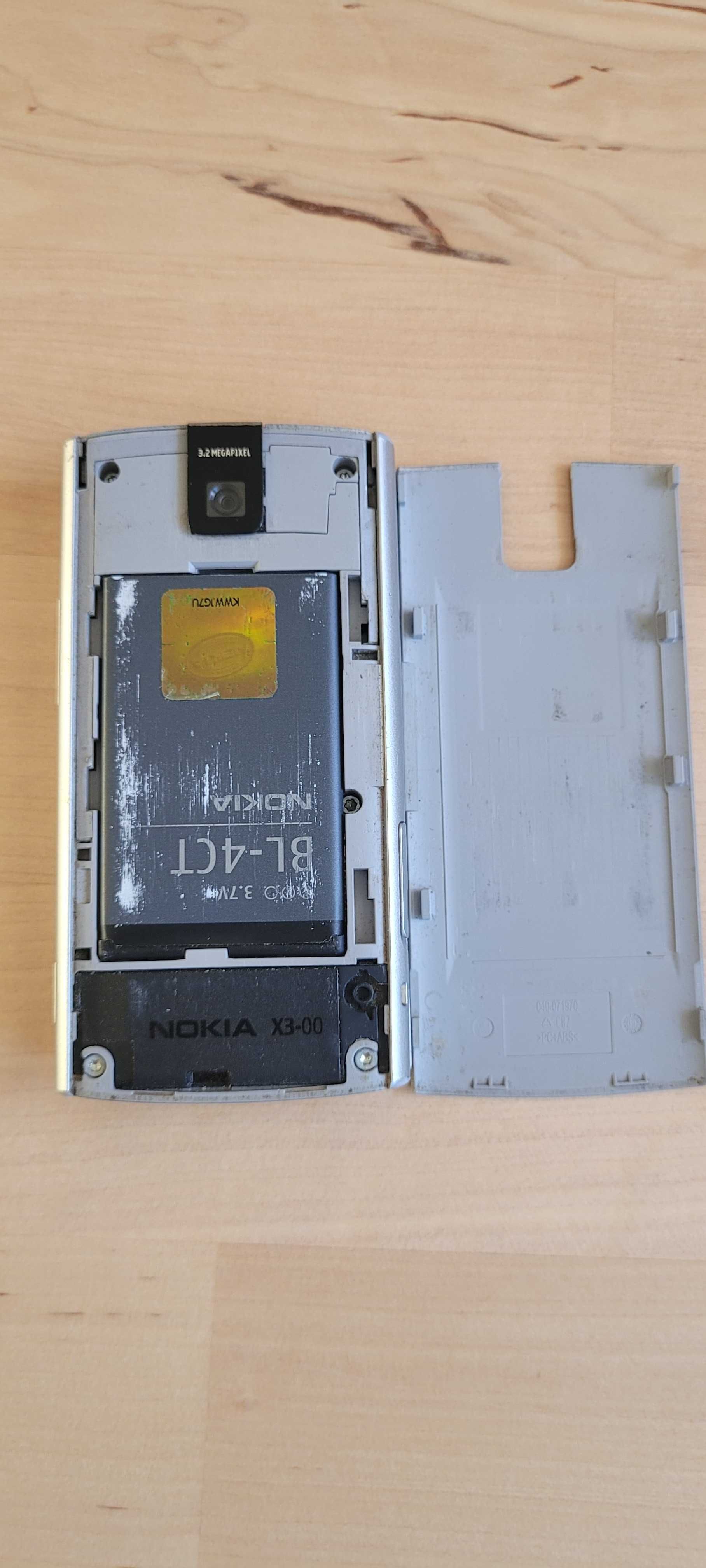 Telefon #3 - NOKIA X3