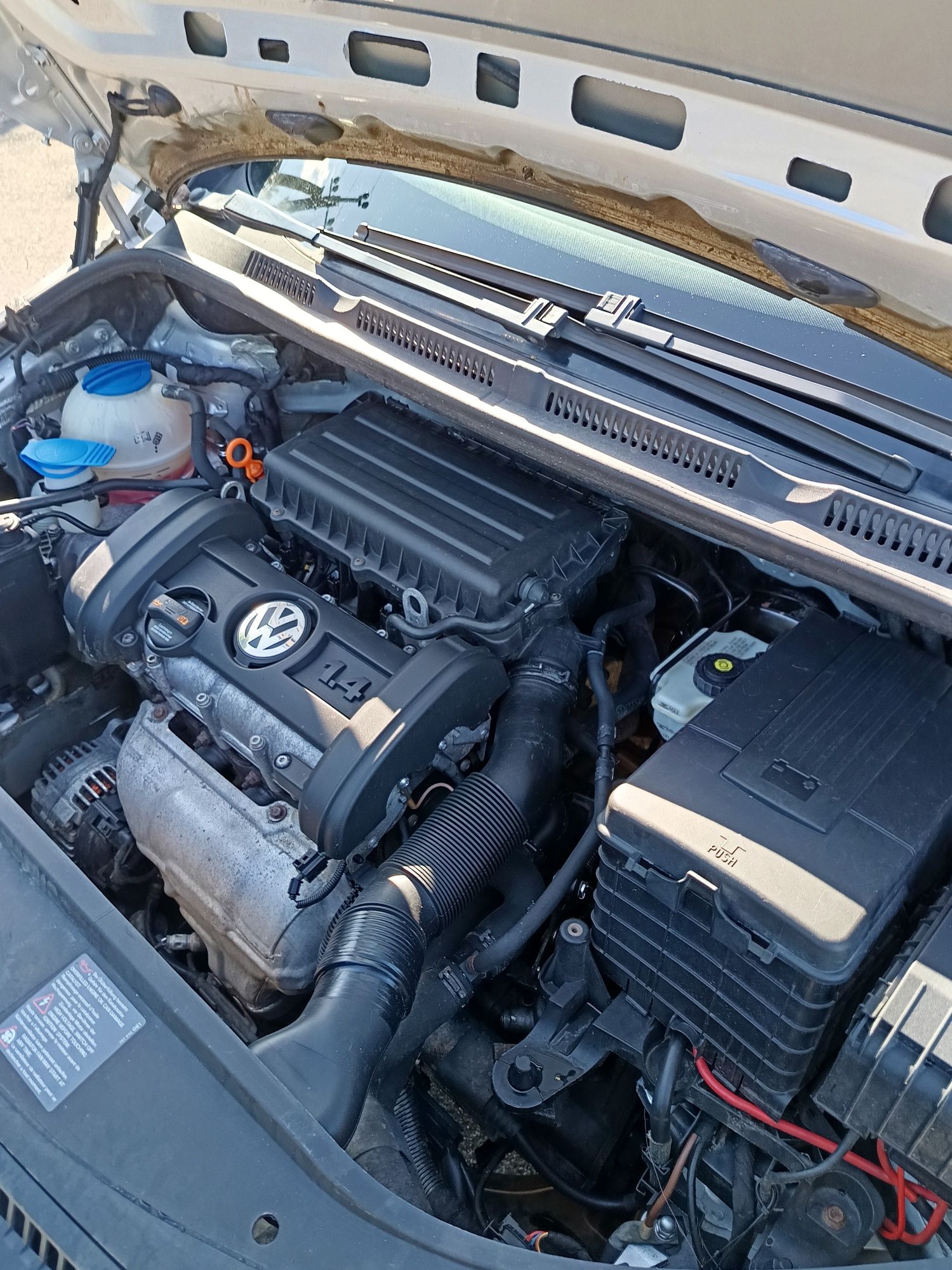 Продам GOLF PLUS 1.4MPI.